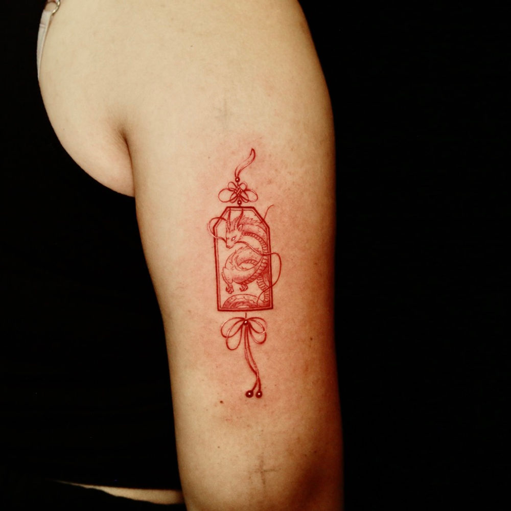 Fine line tattoo